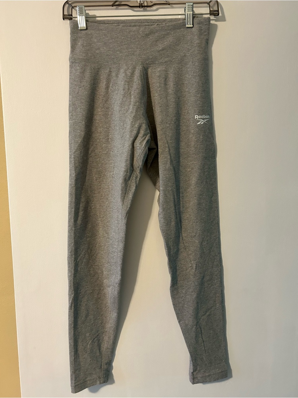 Reebok Girls' Gray Athletic Leggings